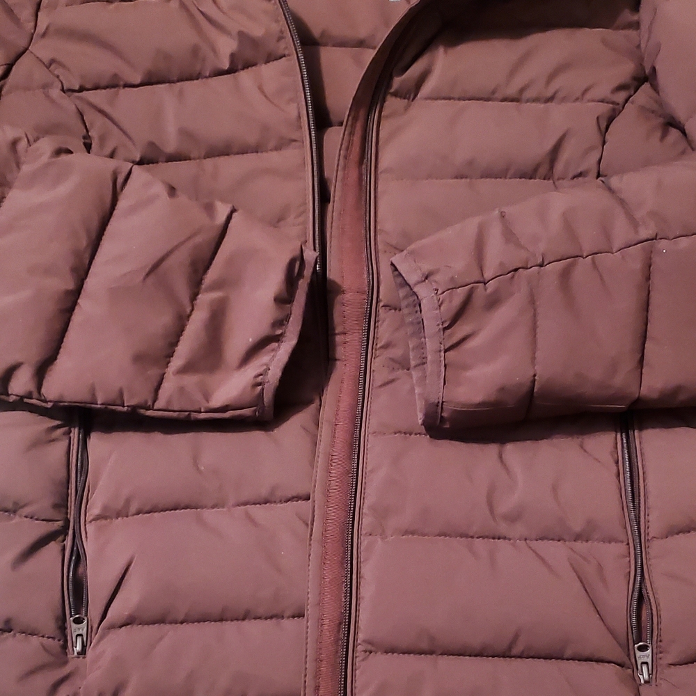 Abercrombie & Fitch Burgundy Quilted Jacket - Picture 3 of 9